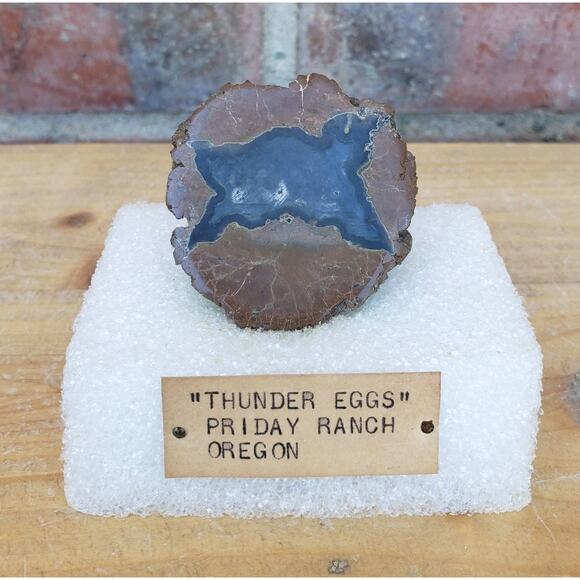 Thunder Egg Polished, Priday Ranch Oregon, 58g Estate Specimen - Picture 1 of 7